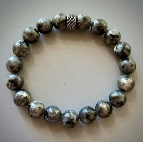 Black Larvikite Labradorite Beaded Bracelet with Stainless Steel Accent NEW - Picture 2 of 5